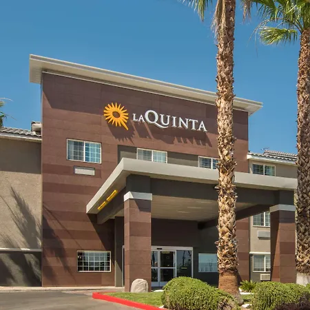 La Quinta Inn & Suites By Wyndham Las Vegas Nellis